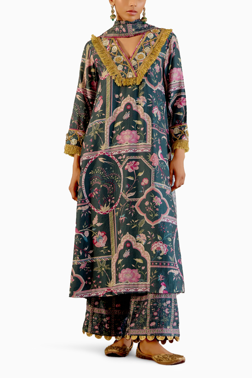Surabhi Morni Kurta Set