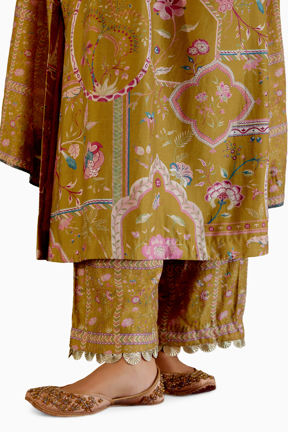 Surabhi Sarson Kurta Set