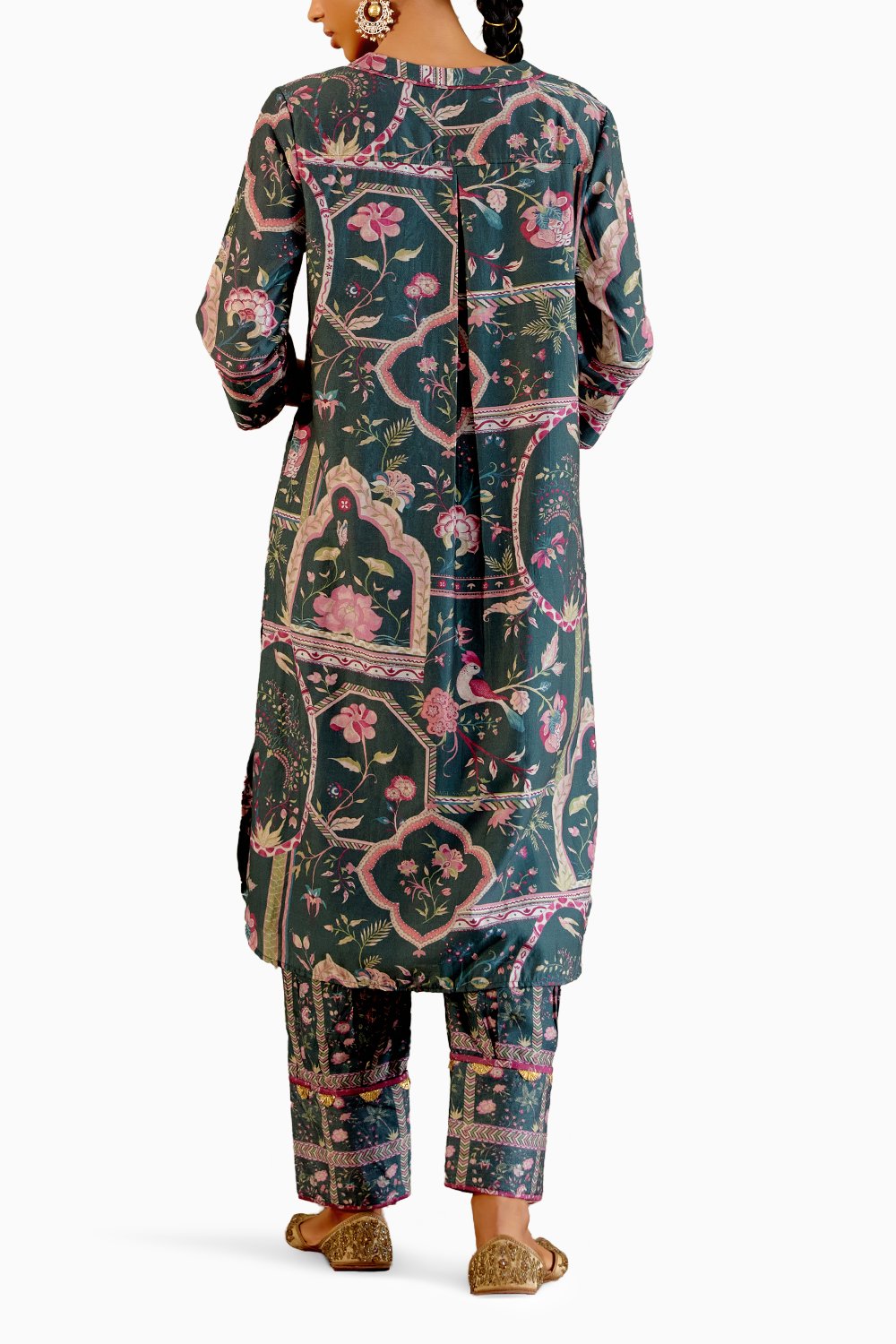 Ditya Morni Kurta Set