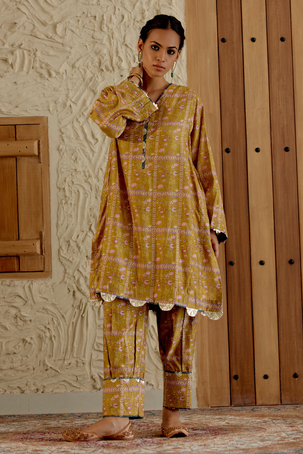 Amrita Sarson Kurta Set