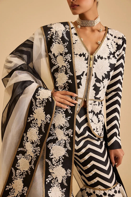 Miraas Applique Sharara