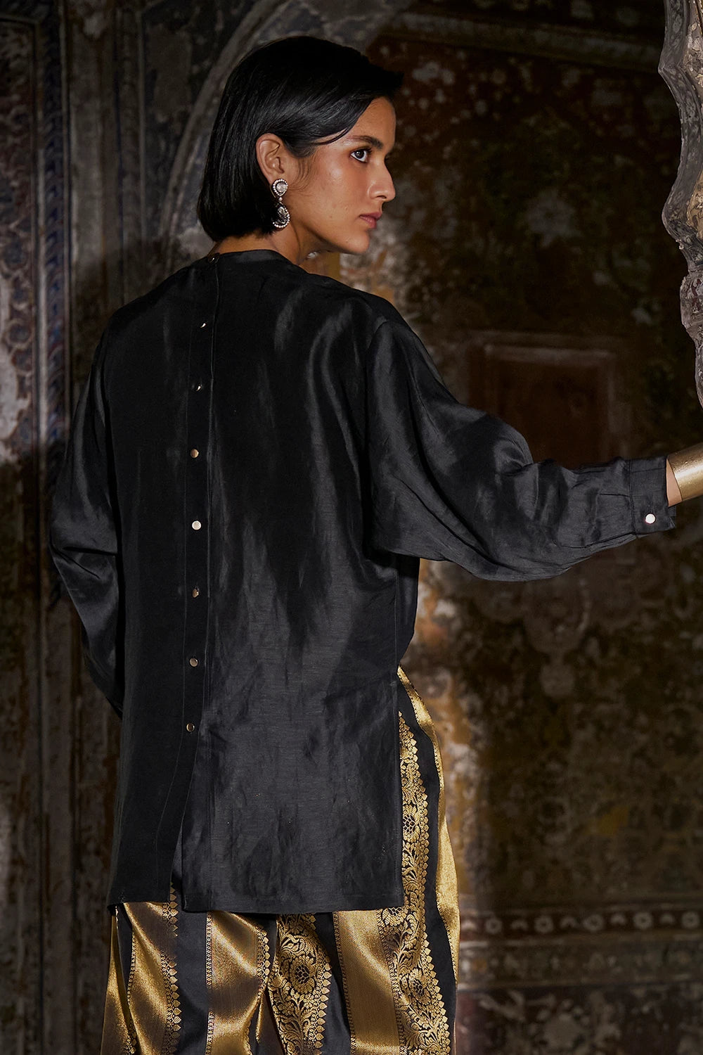 Embroidered Motif Boxy Shirt