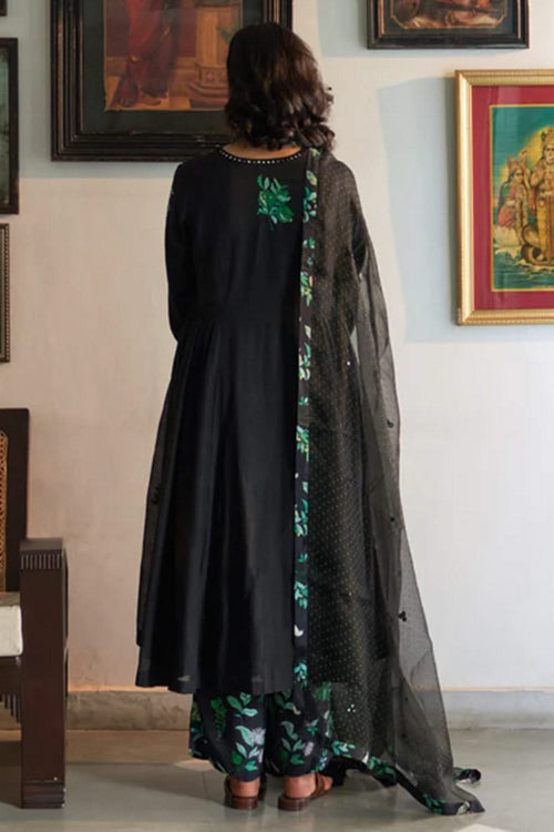 Raat Ki Rani Kurta Set