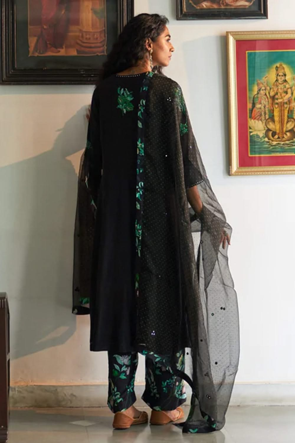 Sanjh Black Kurta Set