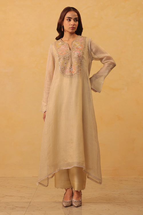 Vaayu Beige Applique Yoke Kurta Set