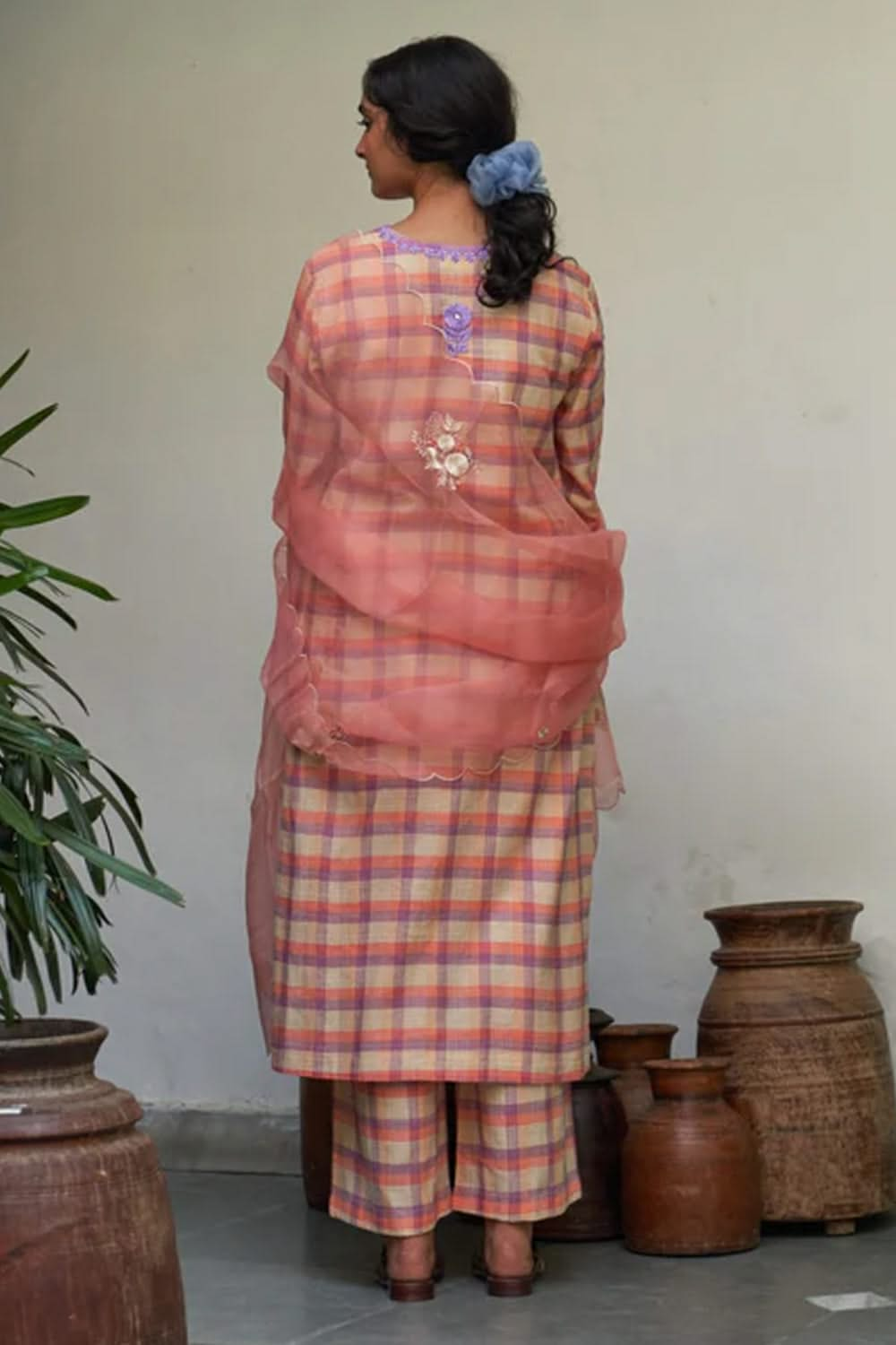 Gulabi Champai Phool Kurta Set