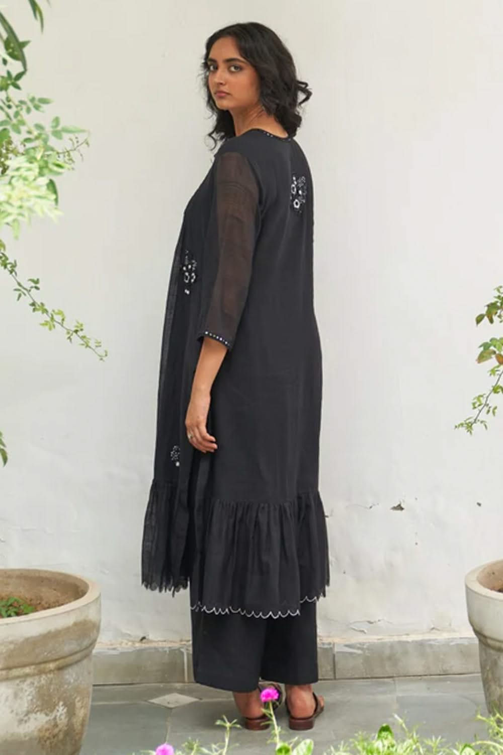 Saloni Sitara Black Kurta Set