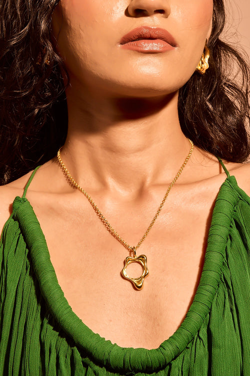 Aura Flow Pendant