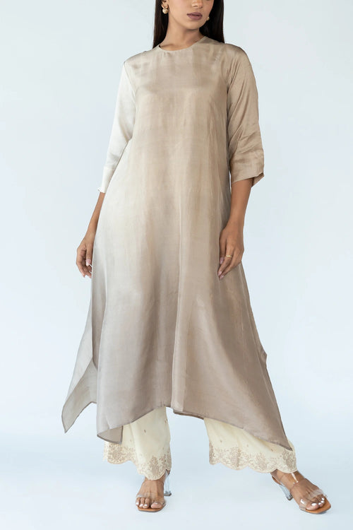 Dark Ivory Ombre Kurta With Dupatta