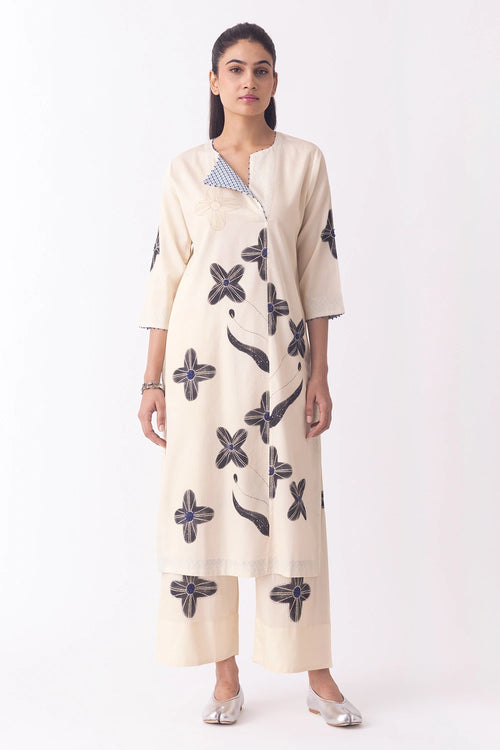 Misaki Kurta