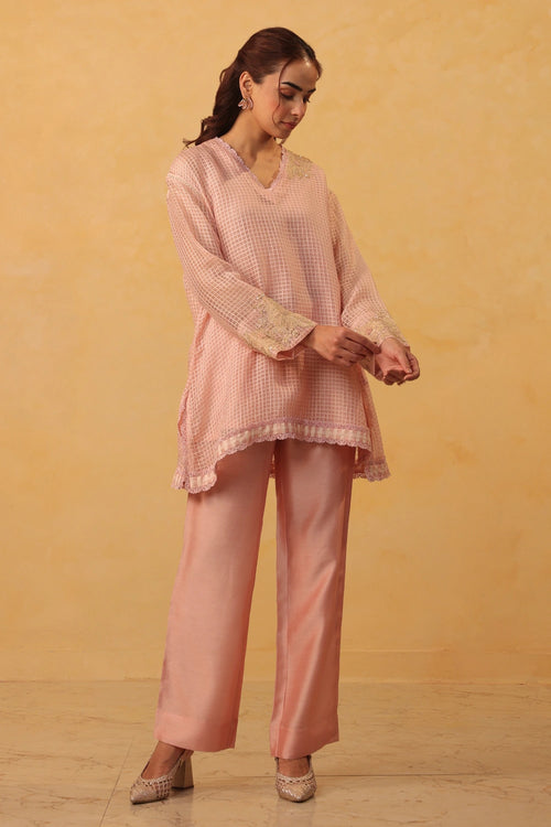Vaayu Light Pink Applique Co-ord Set