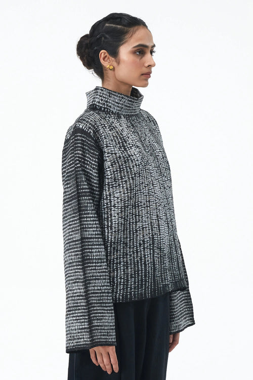 Black White Dyer's Top