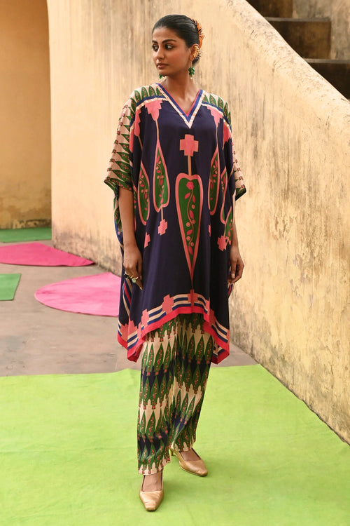 Kilim Poncho Set