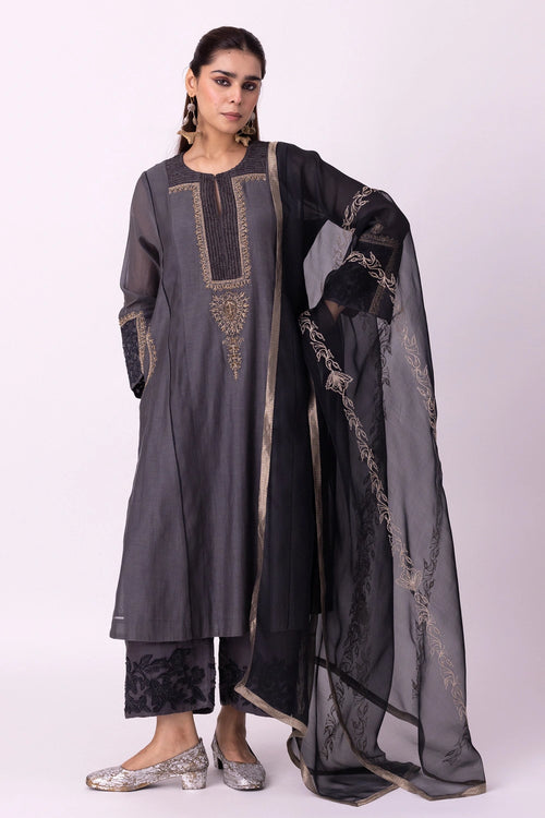 Saba Dupatta