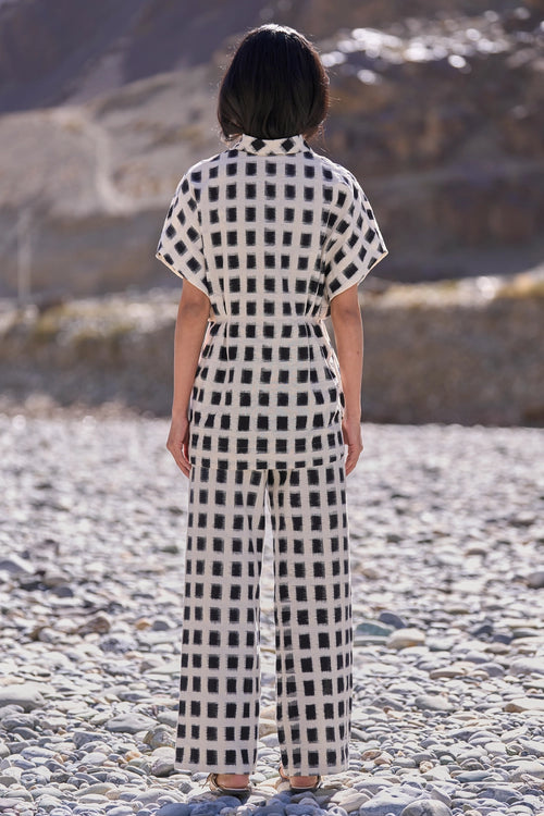 Structured Ikat Set