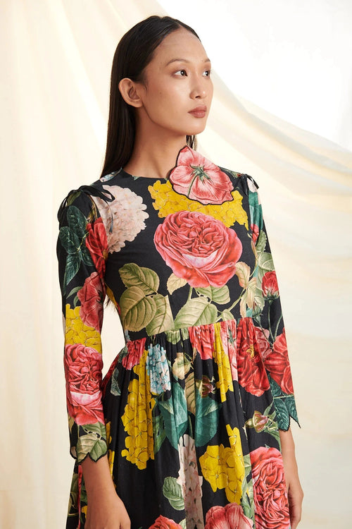 Black Big Rose Sleeved Dress