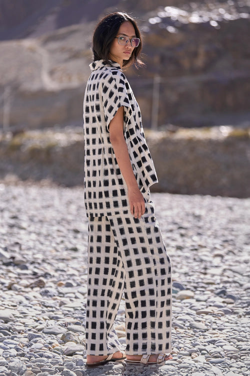 Structured Ikat Set