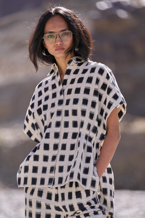 Structured Ikat Set