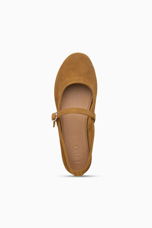 Around Tan Ballerina