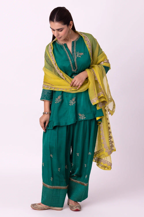 Vadha Dupatta