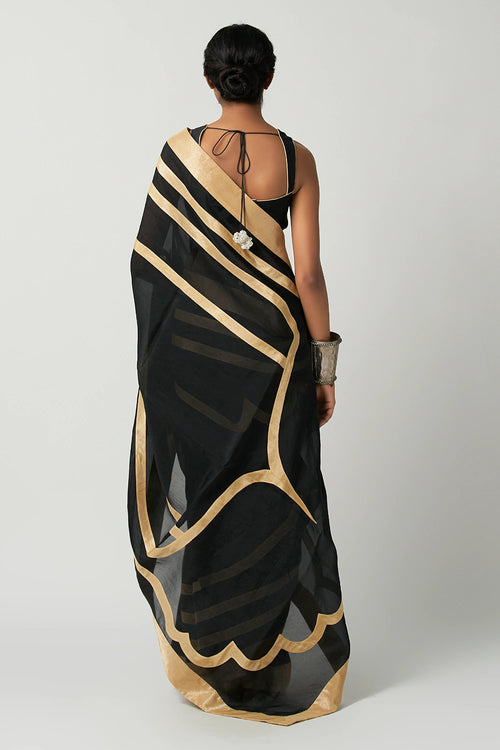 Surma Mehrabiya Applique Silk Saree Set