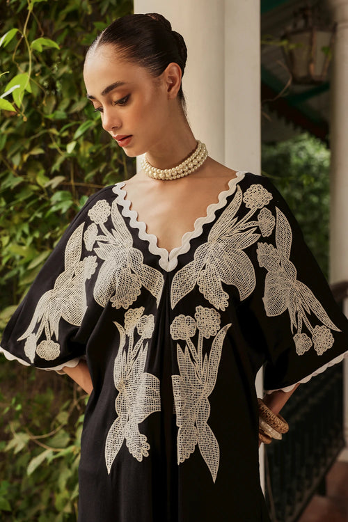 Honeycomb Embroidered Black Kaftan