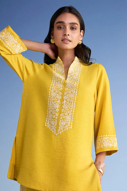 Embroidered Linen-Textured Longline Top
