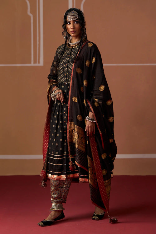 Meenal Kurta with Gargi Salwar and Lavanya Dupatta