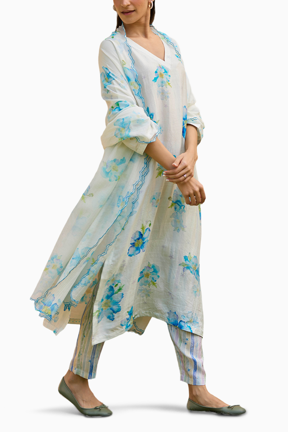 Dawn Poppy Ivory Kurta Set