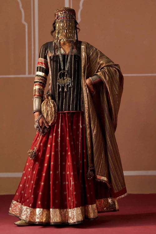 Nazm Kurti with Kesar Skirt and Niviya Dupatta