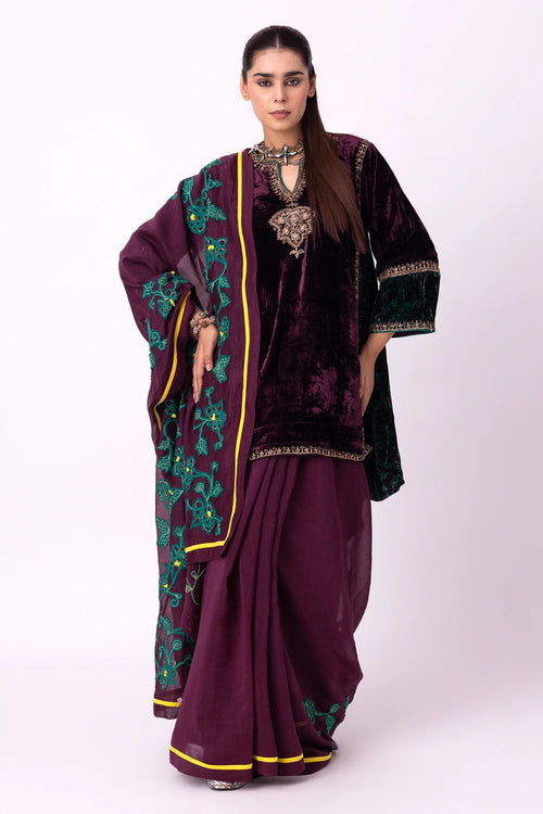 Kabeera Kurti