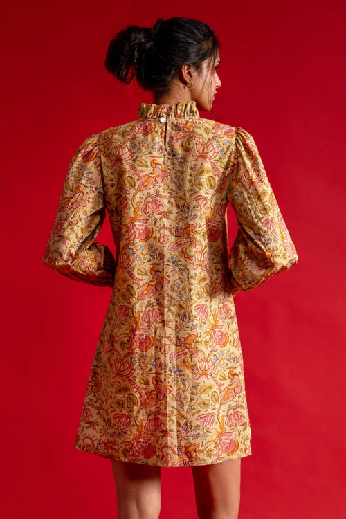 Kaari Short Dress with Detailed Collar