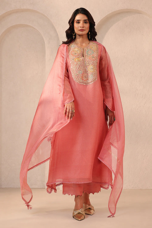 Vaayu Pink Applique Yoke Kurta Set