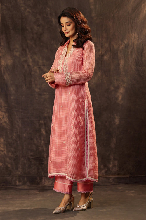 Vaayu Pink Collar Kurta Set