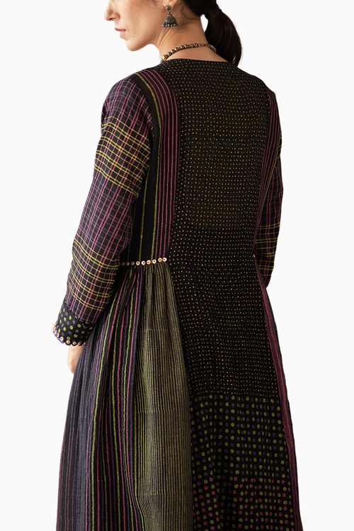 Nailah Kurta with Lotus Pant and Moke Dupatta