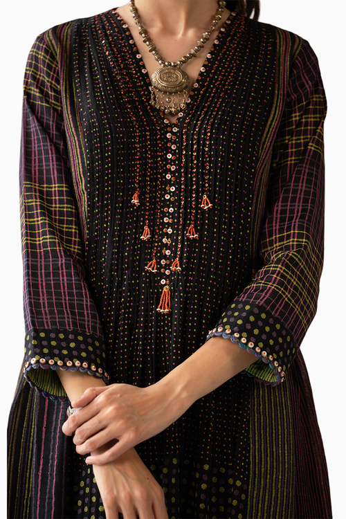Nailah Kurta with Lotus Pant and Moke Dupatta