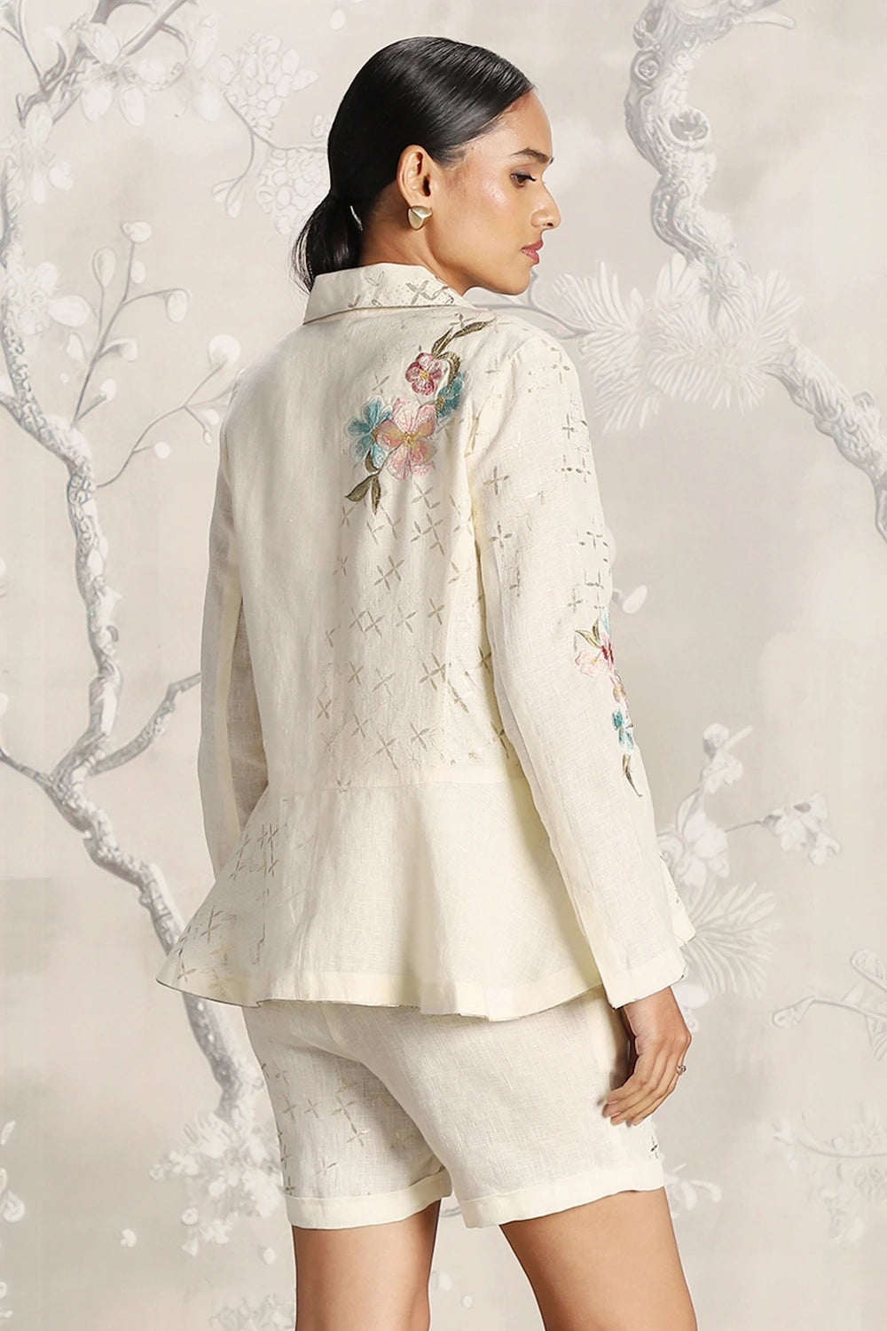 Corsage Peplum Off White Jacket and Shorts Set