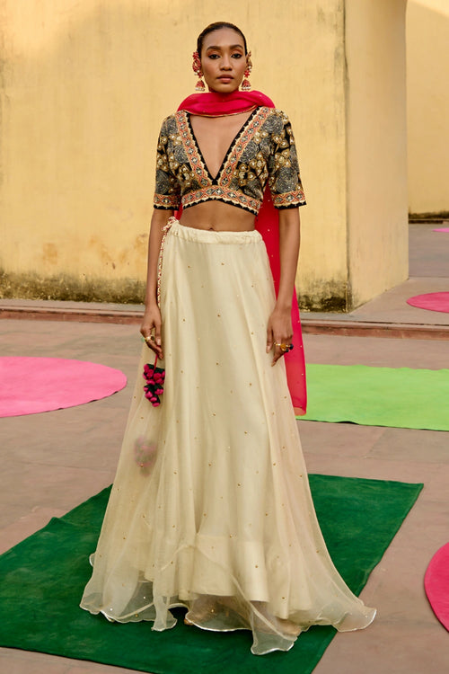 Jantar Mantar Chand Lehenga Set