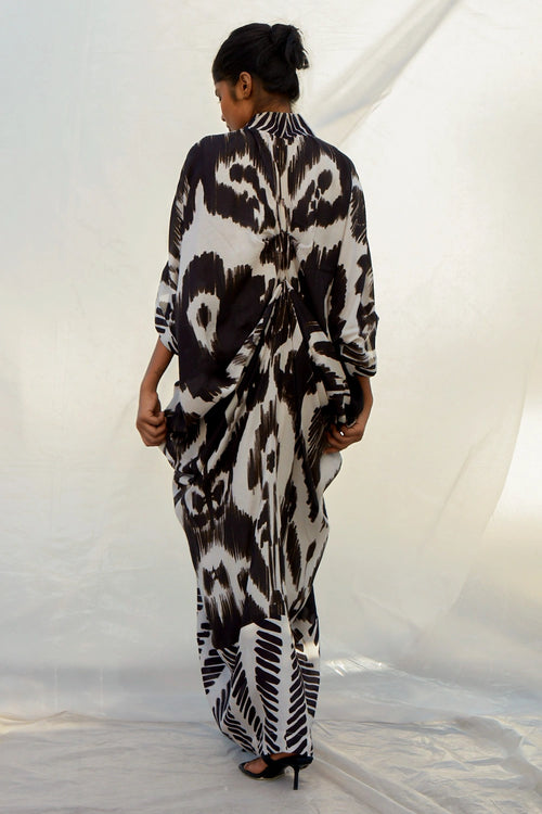 Mono Sketchpen Kaftan