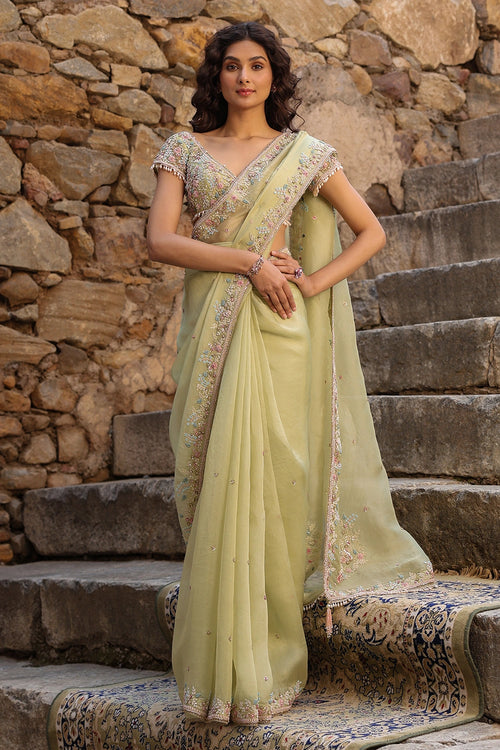 Vaayu Green Multicolor Border Saree Set