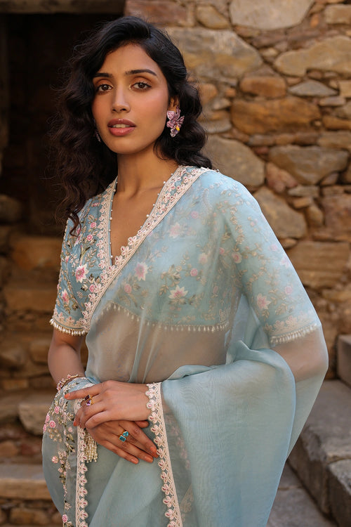 Vaayu Light Blue Phool Patti Saree Set