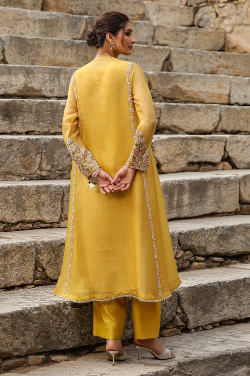 Vaayu Yellow Heavy Pheran Kurta Set