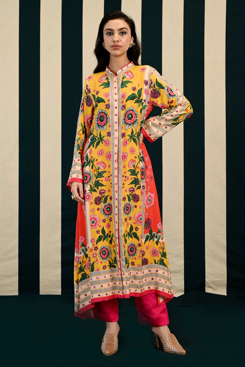 Gulmohar Gauri Kurta Set