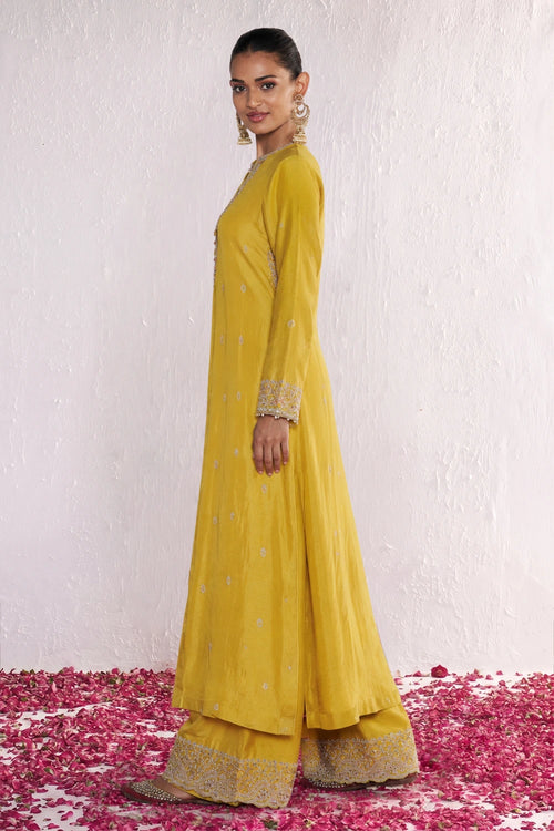 Haldi Ki Shaam Kurta Set
