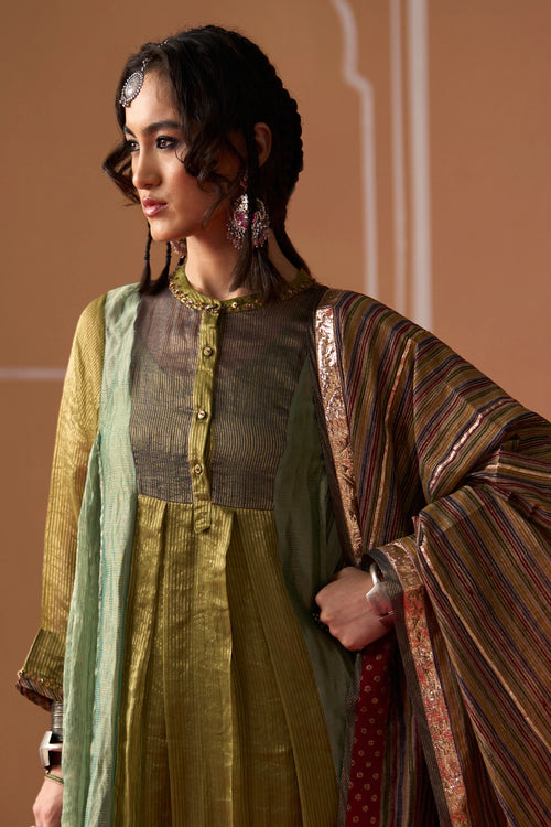 Advik Kurta