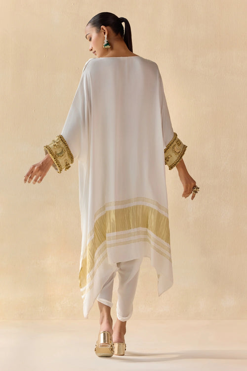 Noor Shwet Draped Set