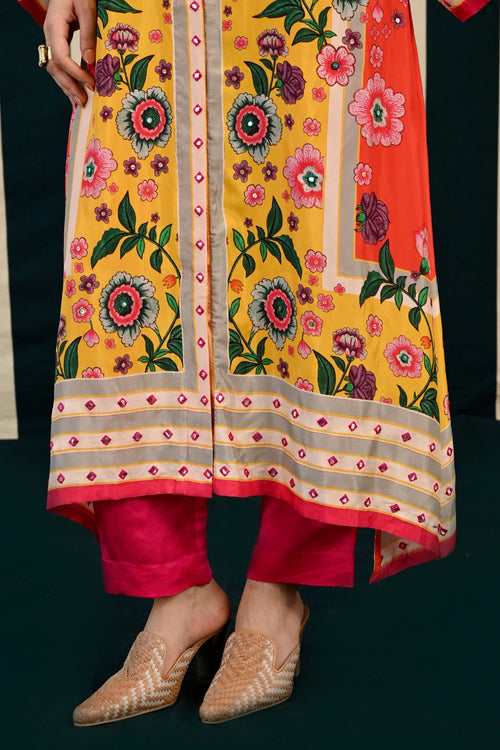 Gulmohar Gauri Kurta Set