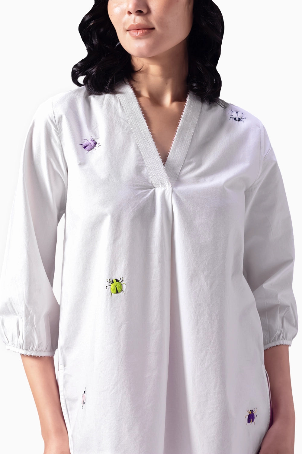 Takashi White Bettle Embroidery Top