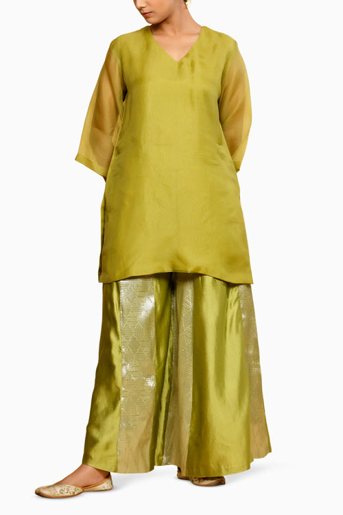Sehej Green V-Neck Kurta Set