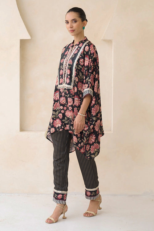 Elara Kurta Set